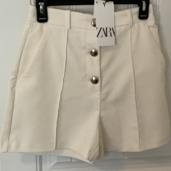 Zara Tailored High Waisted Shorts - Picture 1 of 3